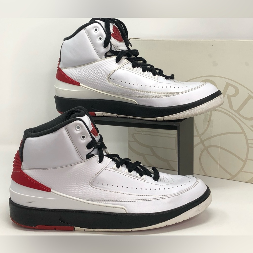 Nike Air Jordan 2 Retro Chicago DX2454-106 White Varsity Red Black- Size 9.5 - Picture 15 of 16